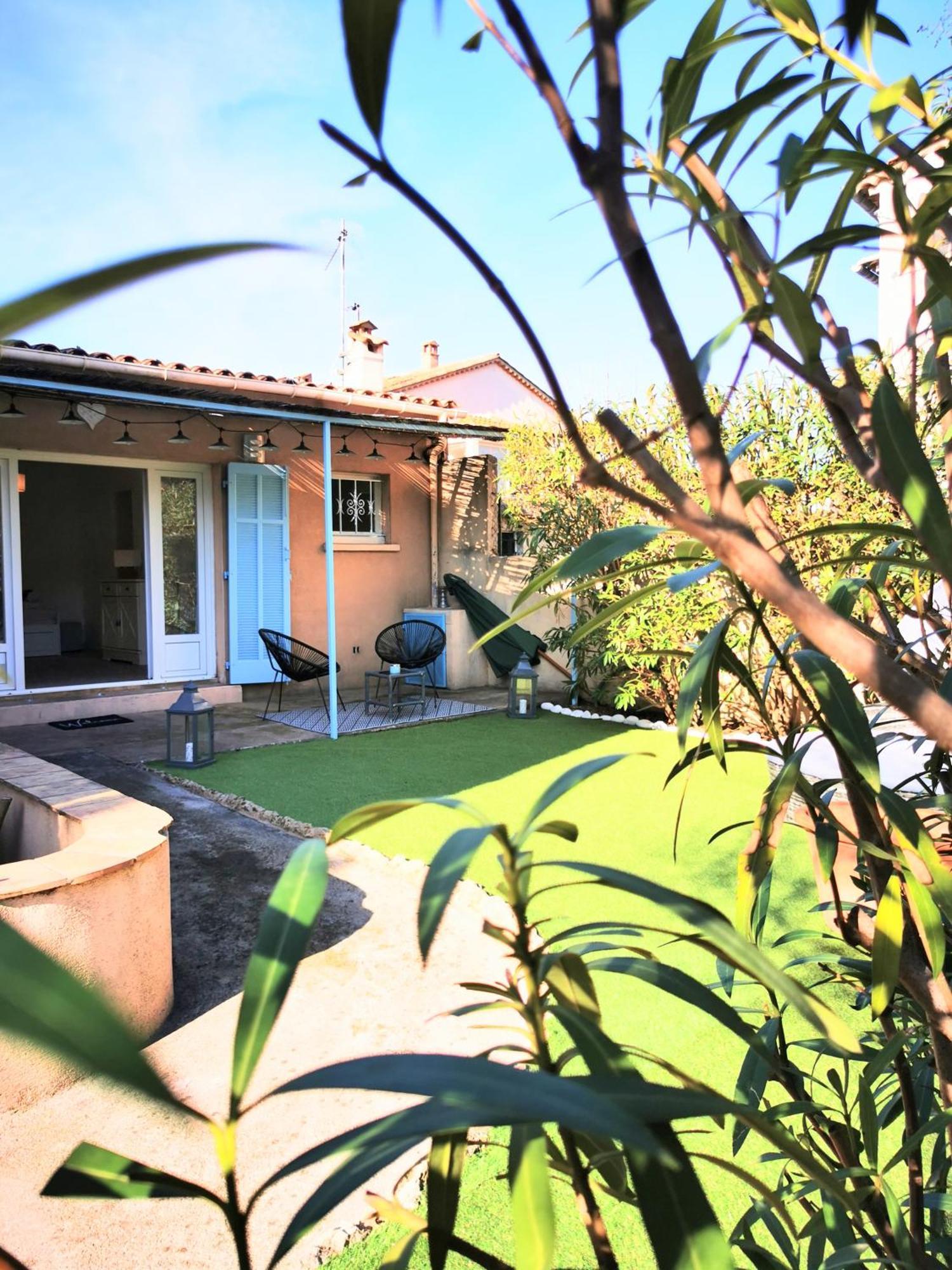 Studio Jardin Privatif 300M De La Plage Sainte-Maxime Buitenkant foto