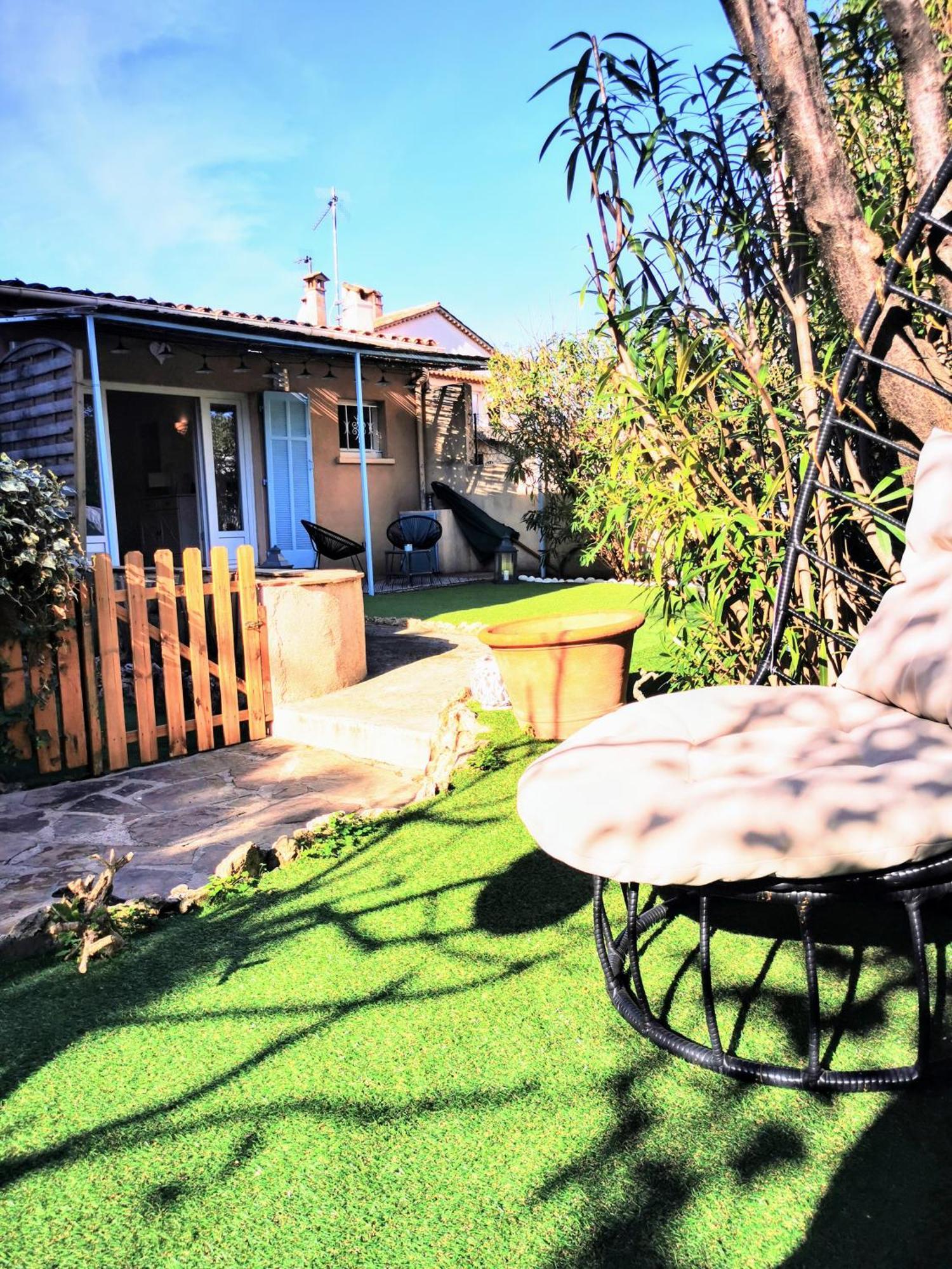 Studio Jardin Privatif 300M De La Plage Sainte-Maxime Buitenkant foto